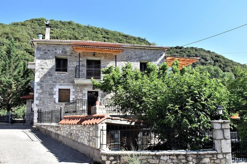 Stonehouse Dome Lagadia Vila Langadia Exterior foto