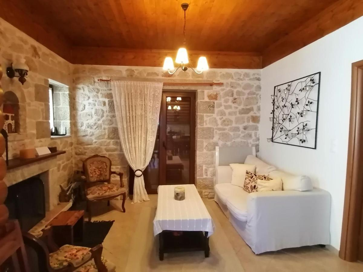 Stonehouse Dome Lagadia Vila Langadia Exterior foto